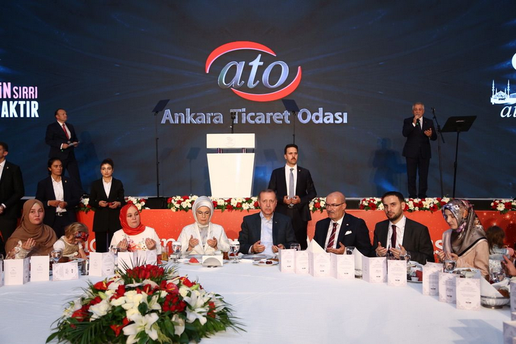 atoda-secim-sureci-tamamlandi-gursel-baran-yeniden-baskan-secilirken-rizeli-is-insani-ve-bilgisayar-muhendisi-adem-ali-yilmaz-yonetim-kurulu-baskan-yardimcisi-oldu-3.png