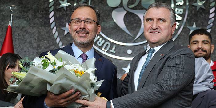 Gençlik ve Spor Bakanı Bak Görevi Kasapoğlu’ndan Devraldı
