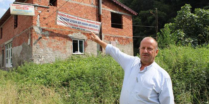 Rize'de pankartla kendisine eş arayan adamın şartları