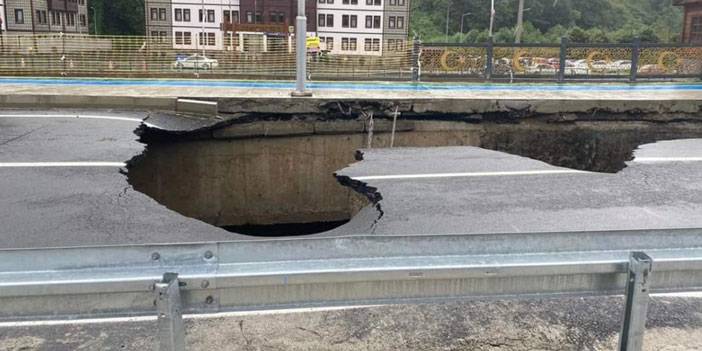 Güneysu-Rize kara yolunda çökme meydana geldi