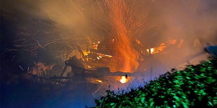 Rize’de Çıkan Yangında 2 Katlı Ev Kullanılmaz Hale Geldi