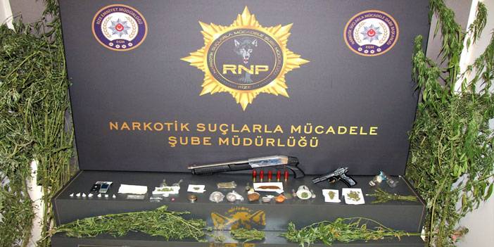 Rize Emniyeti Zehir Tacirlerine Göz Açtırmıyor 24 Gözaltı, 8 Tutuklama