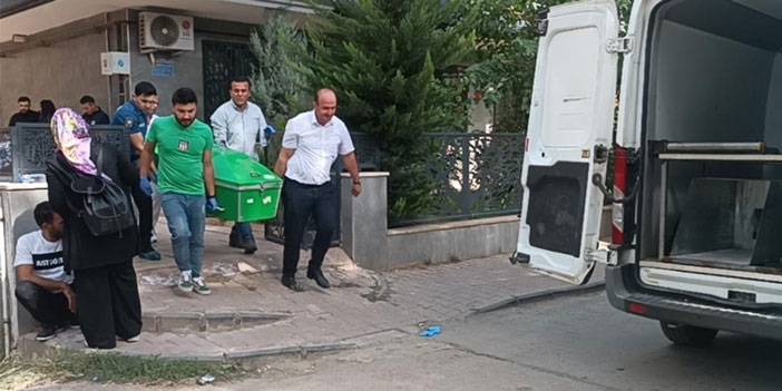 Kız arkadaşının evini basan şahıs dehşet saçtı: 2 ölü, 1 yaralı