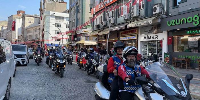 Rize Motosiklet Derneği’nden 100. Yıl Korteji