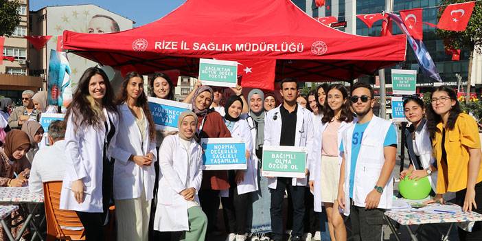Genç Yeryüzü Topluluğu Rizeli vatandaşlara sağlık taraması gerçekleştirdi