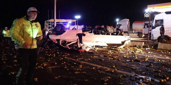 Rize plakalı aracın trafik kazasında 1 kişi öldü, 3 kişi yaralandı