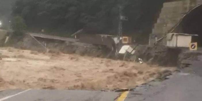 Rize'de Sel Felaketi: Ayder Yaylası Yolu Kapandı