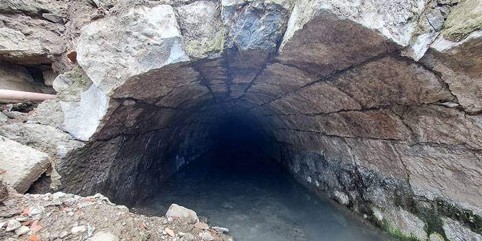 Türkiye'de bir örneği daha yok; Trabzon'da Roma dönemine ait su kanalı ortaya çıktı